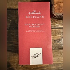 Hallmark Keepsake Ornament U.S.S. Enterprise